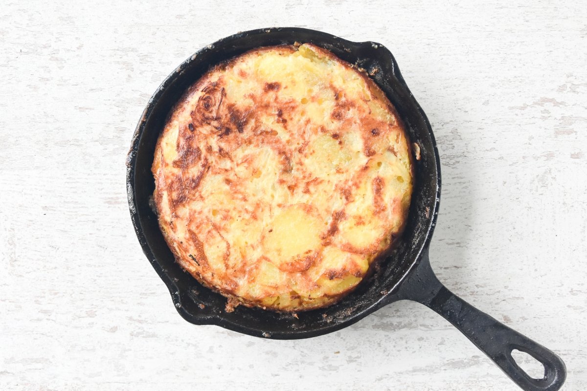Cuajamos la tortilla de patatas para el pincho