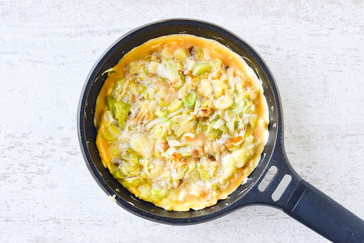 Cuajamos la tortilla de puerros