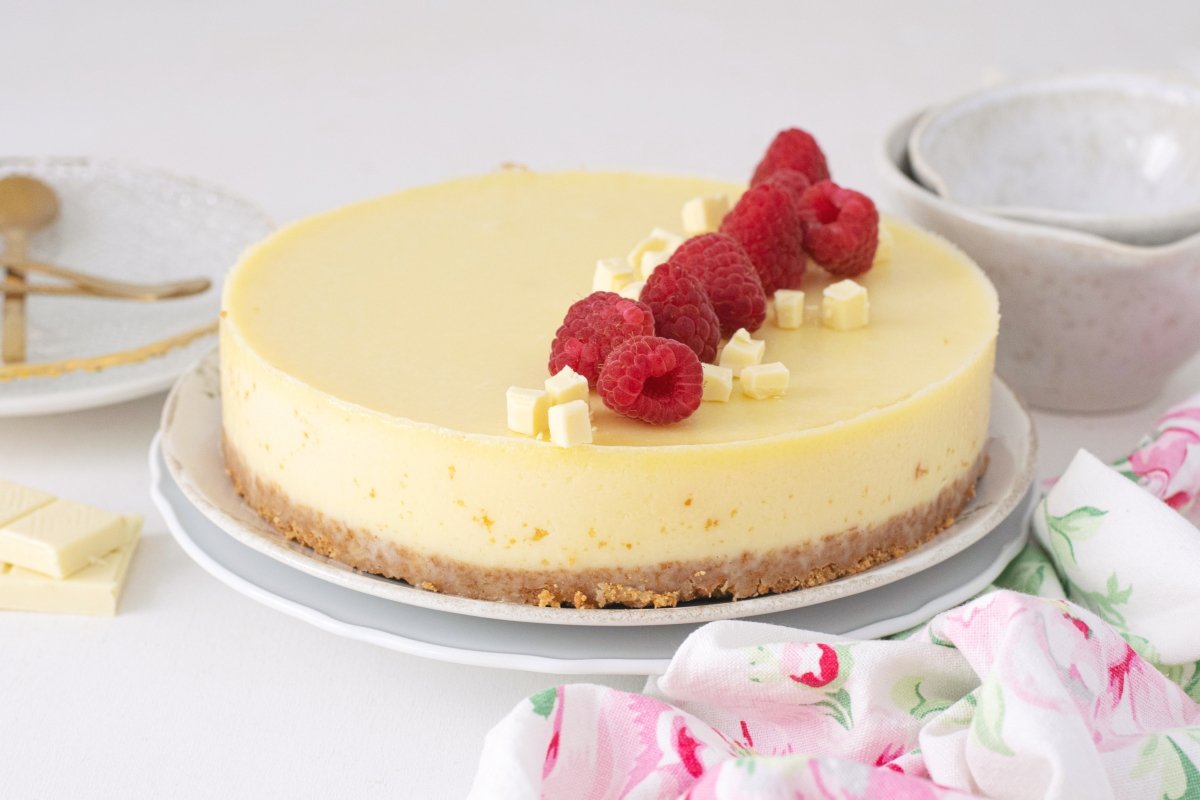 Decorando tarta de chocolate blanco