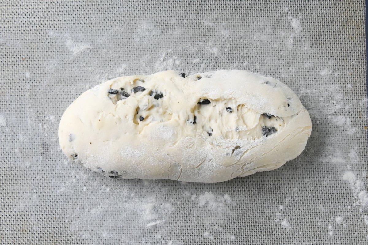 Dejamos levar el pan de aceitunas