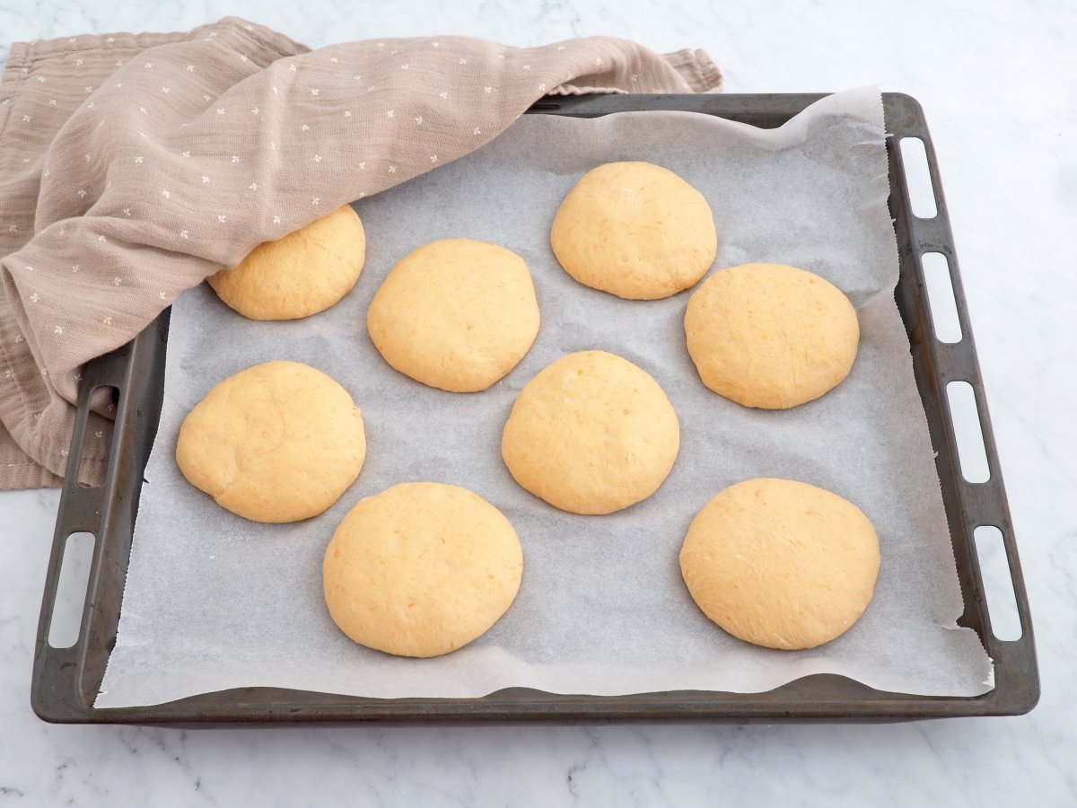 Dejar fermentar las bolas de masa