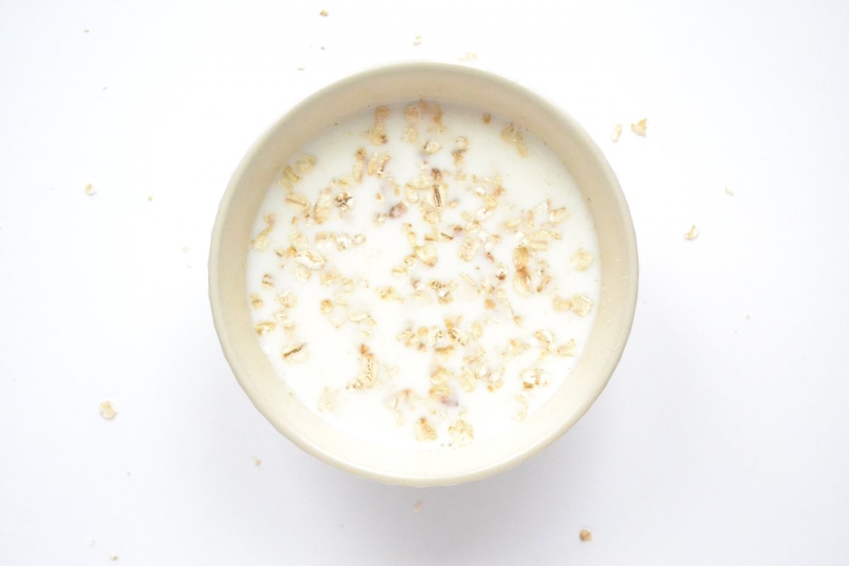 Desayuno de copos de avena de Mercadona con leche