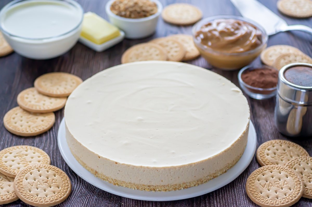 Desmoldar la tarta de dulce de leche