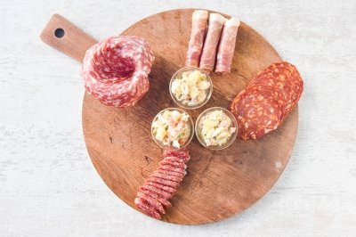 Qué es la chacinería: cuál es el origen de la charcutería