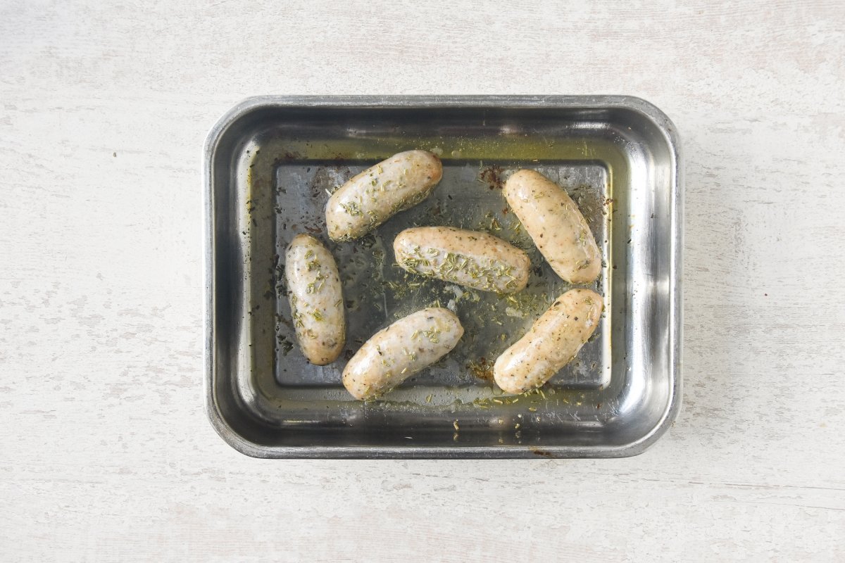 Doramos las salchichas en el horno