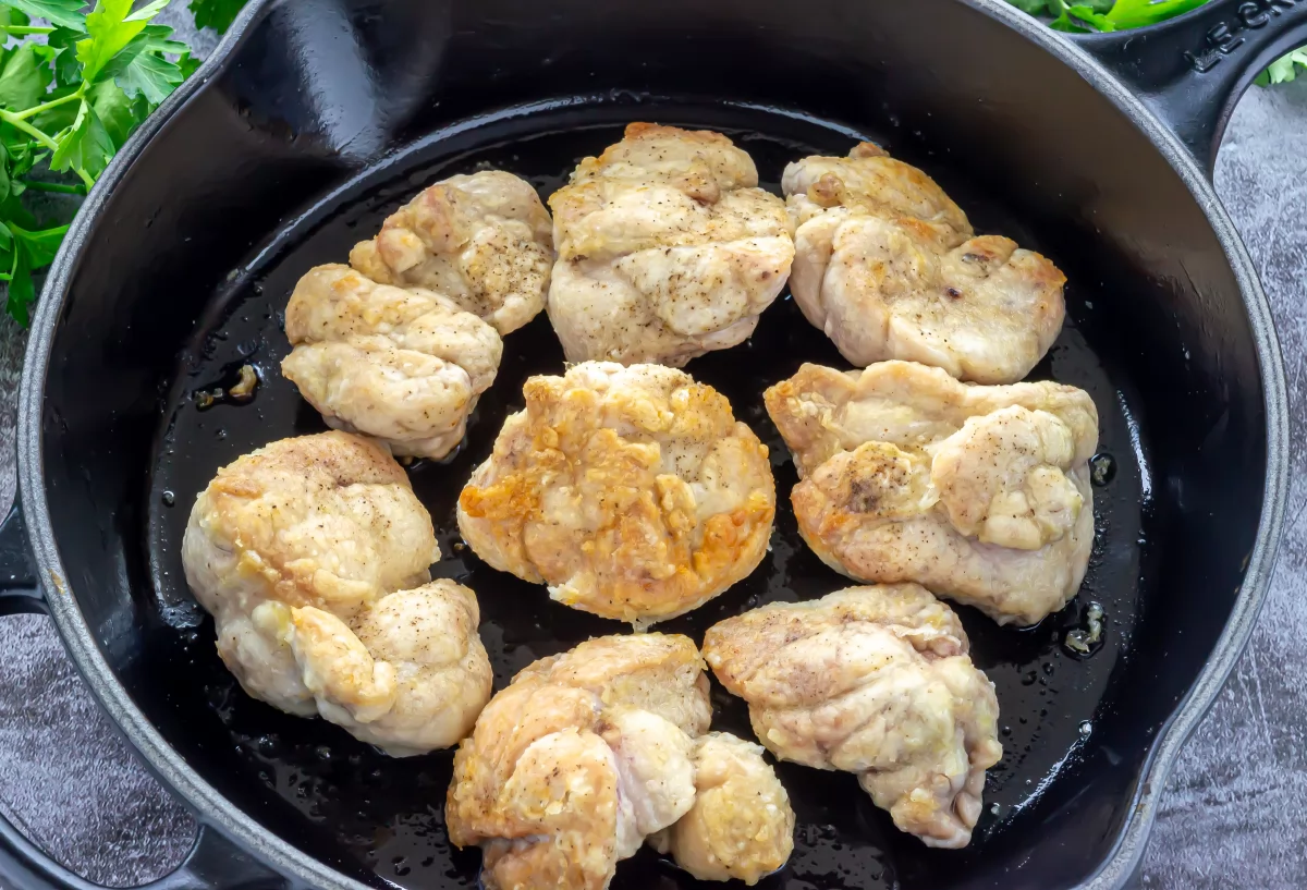 Mollejas de ternera al jerez 6 Dorar las mollejas *
