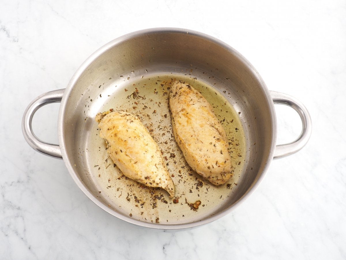 Dorar las pechugas de pollo