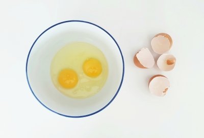 El truco más sorprendente de las abuelas para separar las claras de los huevos