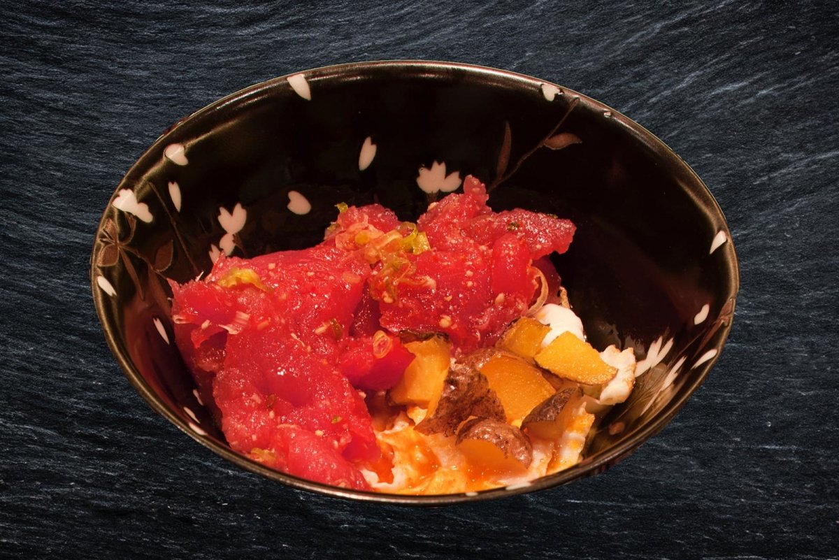 El Maguro Estrellado es el plato homenaje de Kabuki a los huevos rotos