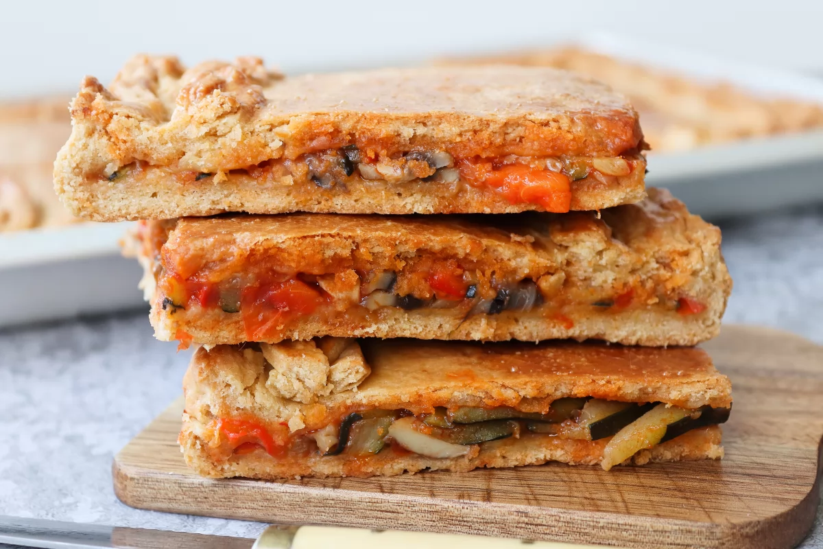 Empanada de verduras foto cerca