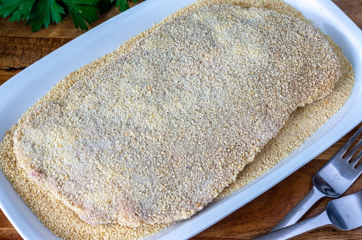 Empanar el cachopo asturiano de ternera