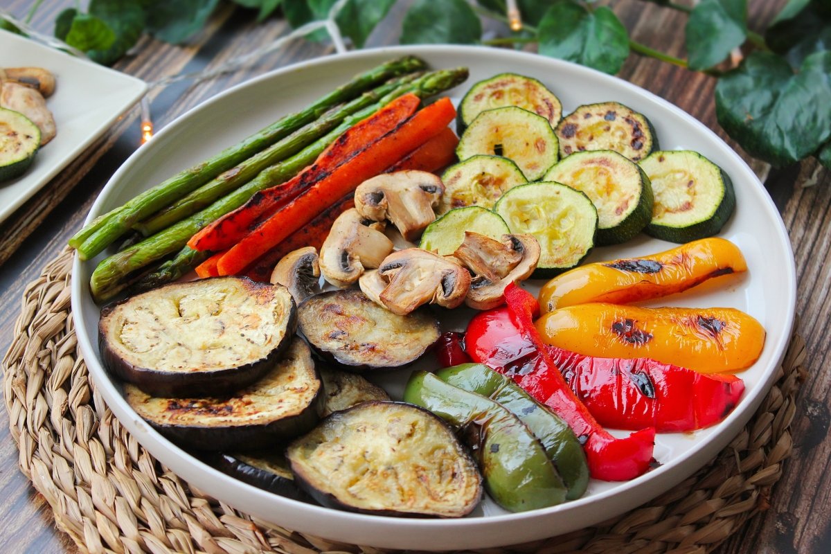 lote Saliente Arriesgado Parrillada de verduras a la plancha, cómo hacerlas crujientes y sanas
