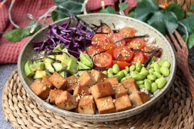 Poke bowl de tofu