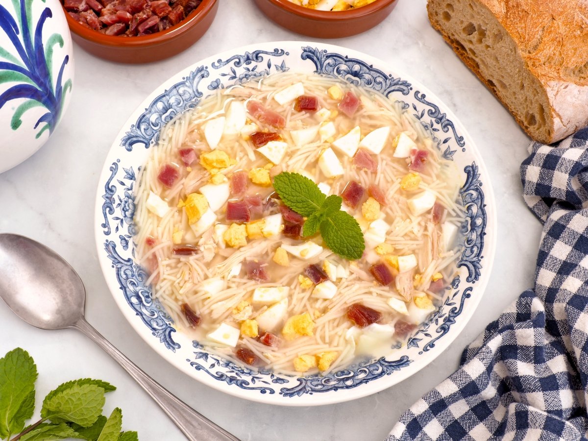 Emplatar la sopa de picadillo