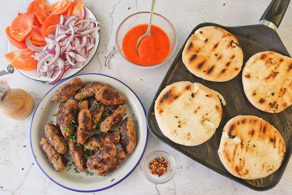 Emplatar los cevapi