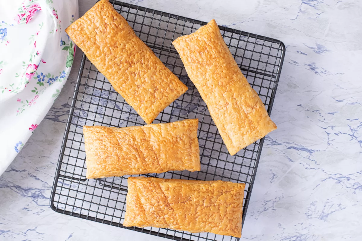 Milhojas de crema pastelera 7 enfriamos el hojaldre del milhojas de crema pastelera *