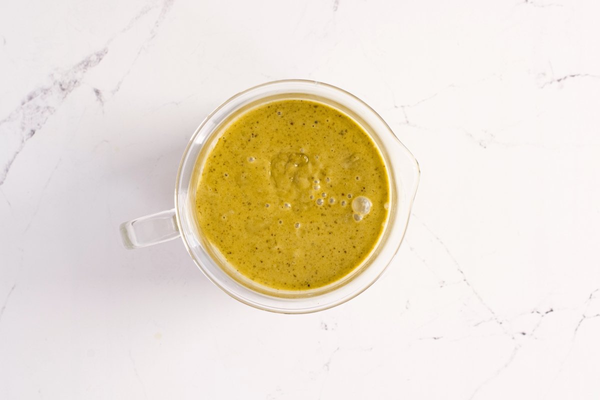 Enfriamos la crema para el helado de pistacho