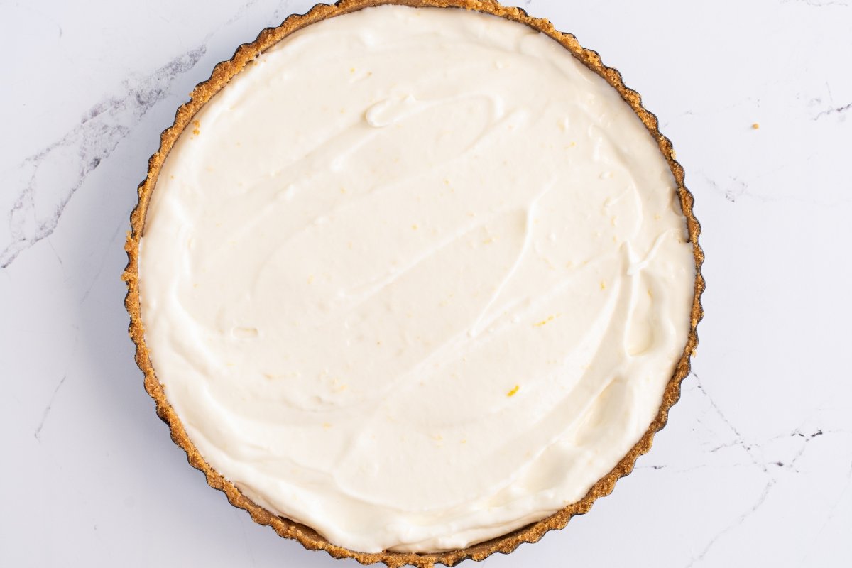 Enfriamos la tarta de limón y leche condensada