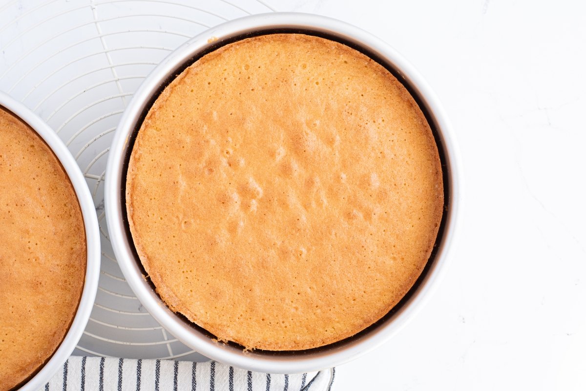 Enfriamos los bizcochos del victoria sponge cake