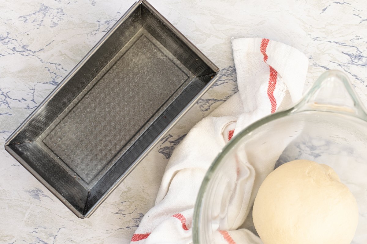 Grease loaf pan