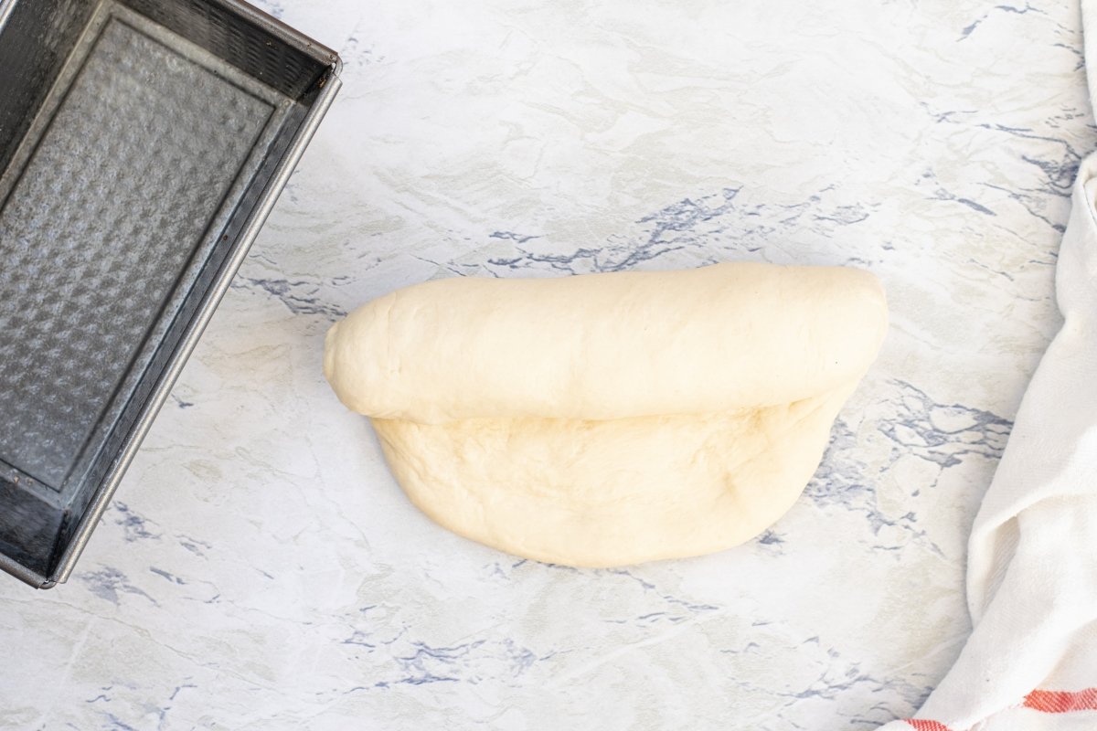 Roll up dough for bread