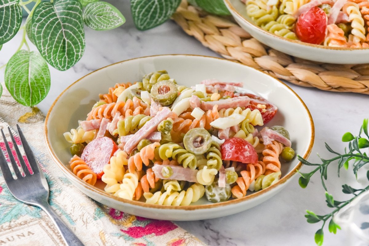 Ensalada de pasta lista para comer