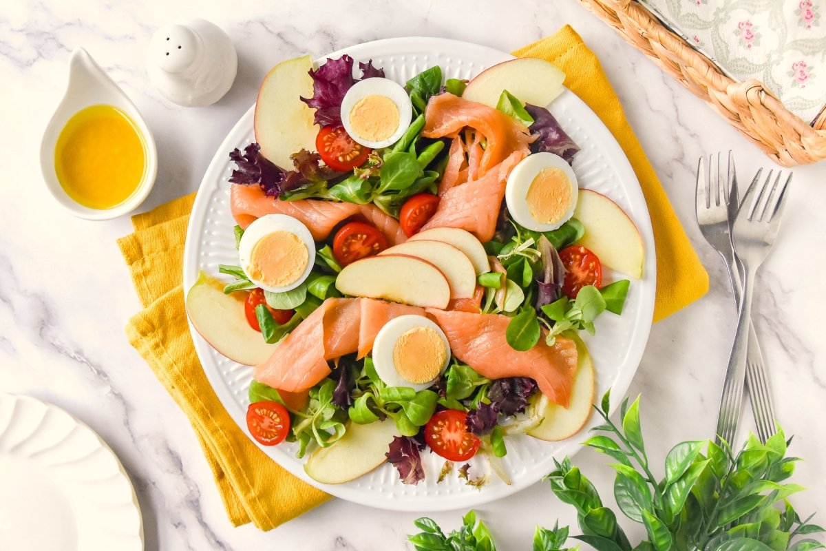 Ensalada de salmón ahumado