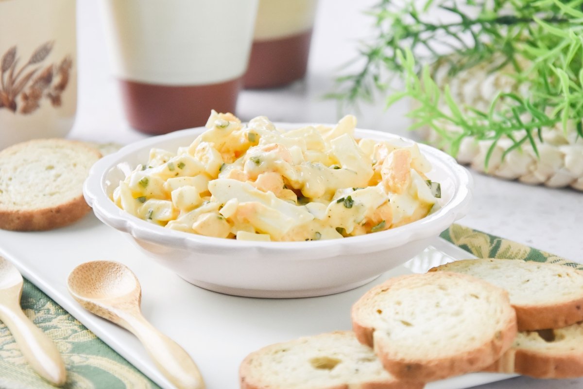 Ensaladilla de huevo casera