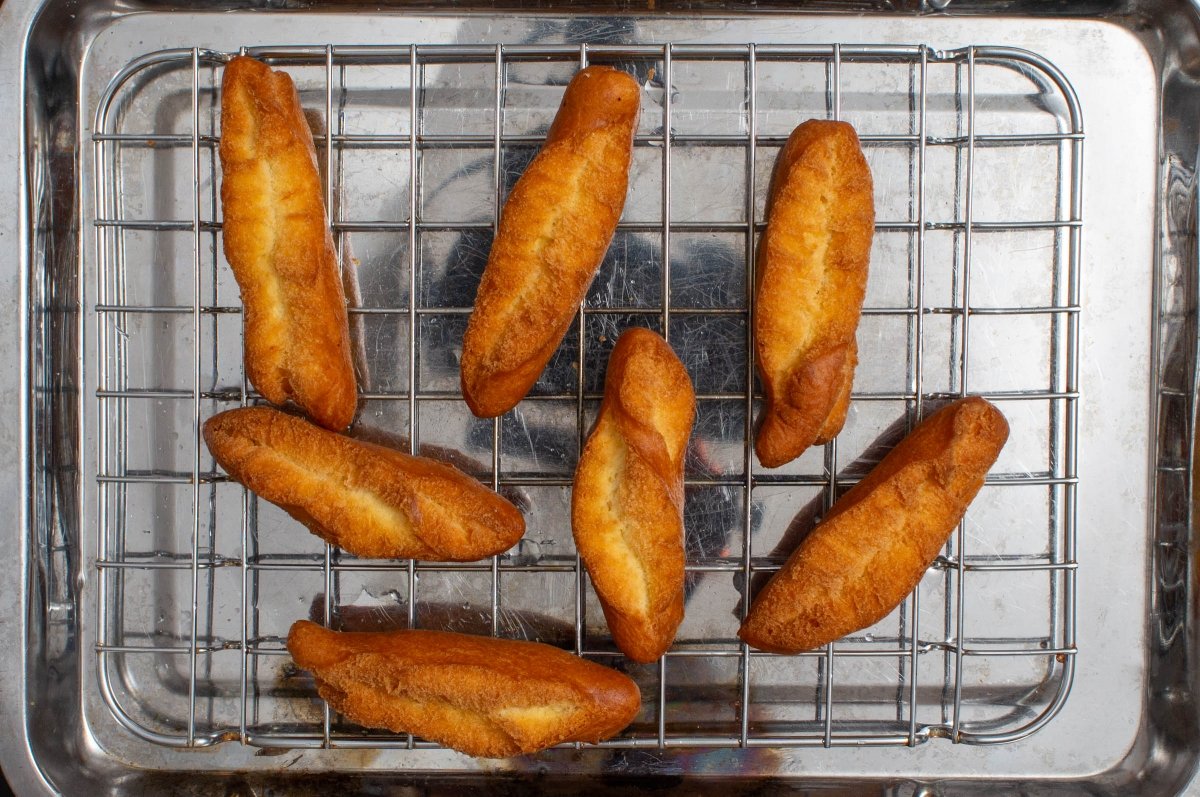 Escurrir los huesillos extremeños