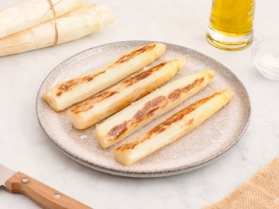 Espárragos blancos a la plancha