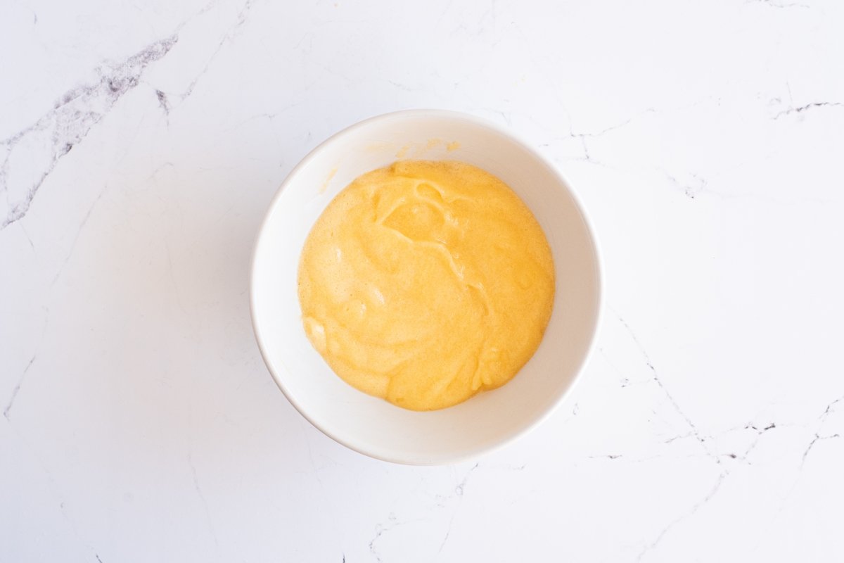 Espesamos la yema de los carbayones