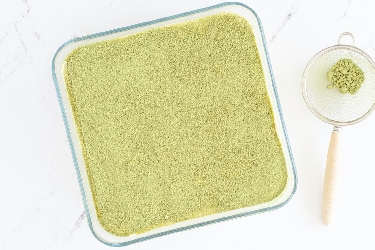 Espolvoreamos el té matcha