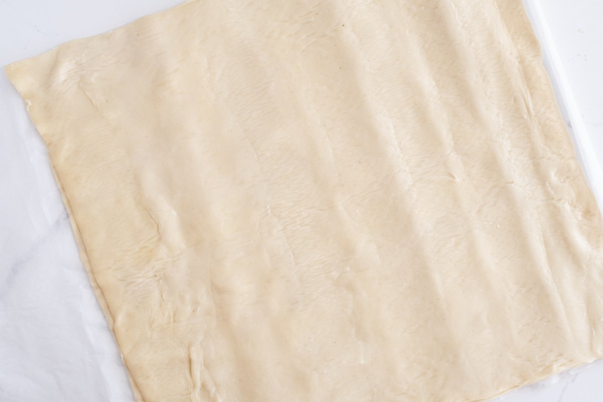 Extendemos el hojaldre del cronut