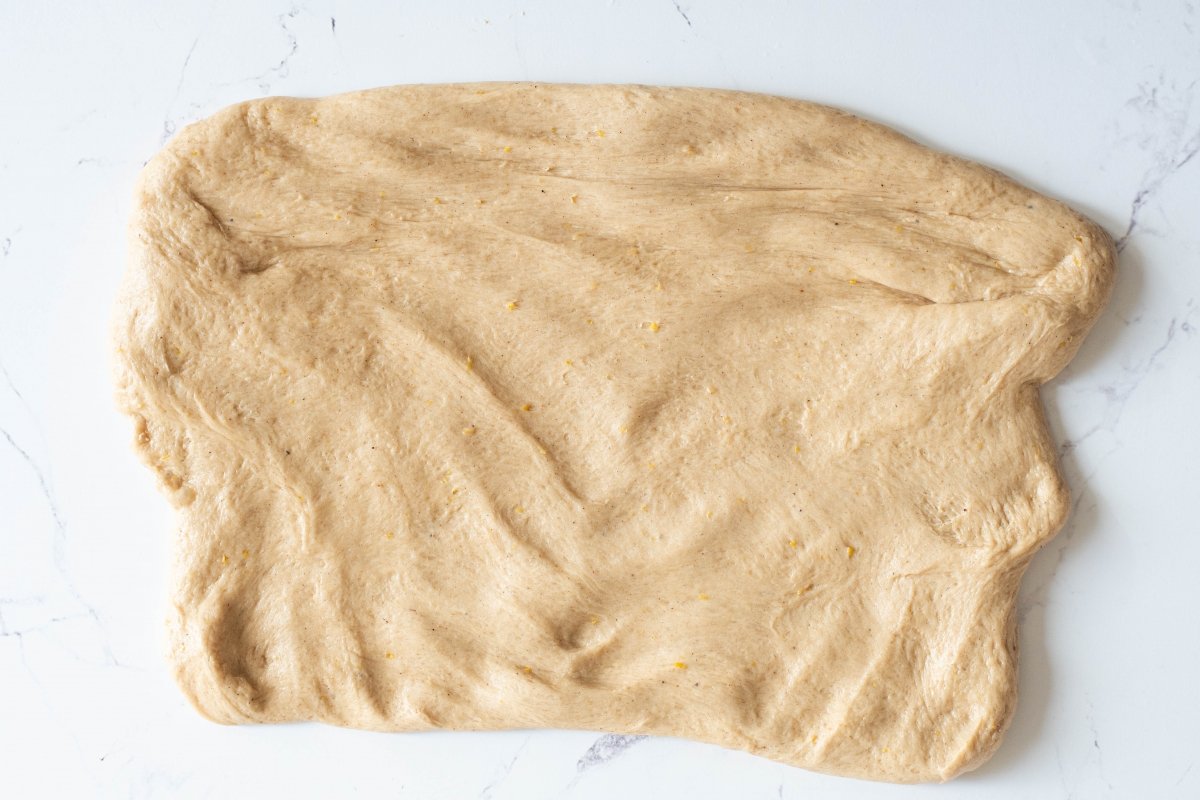 Extendemos la masa del stollen