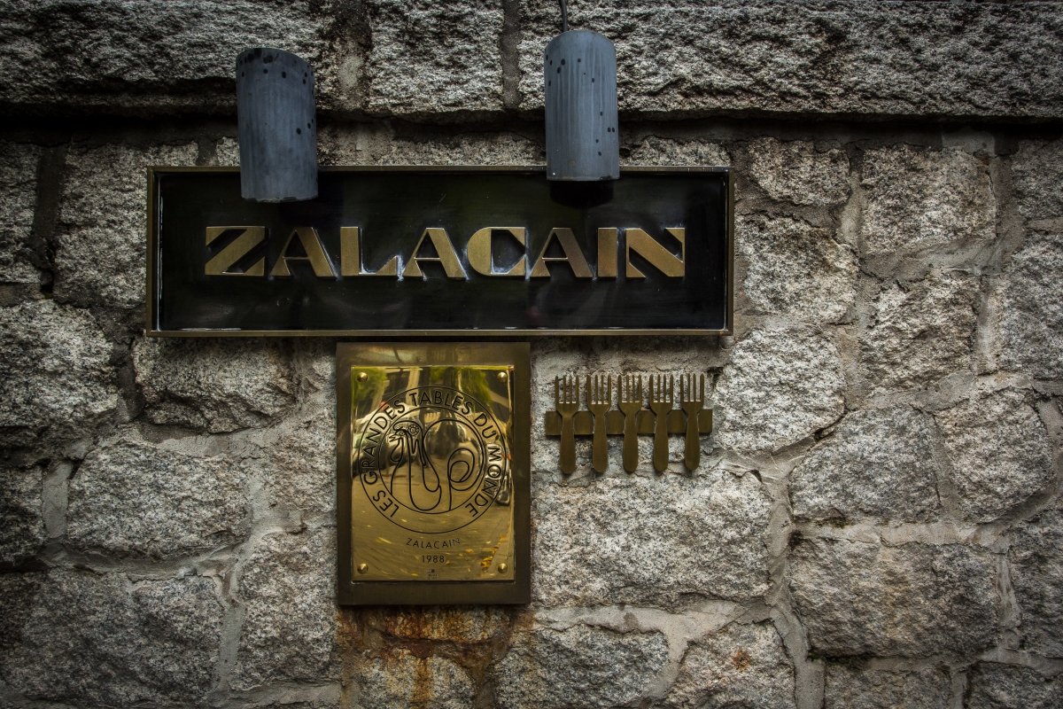 Fachada del histórico restaurante madrileño Zalacaín