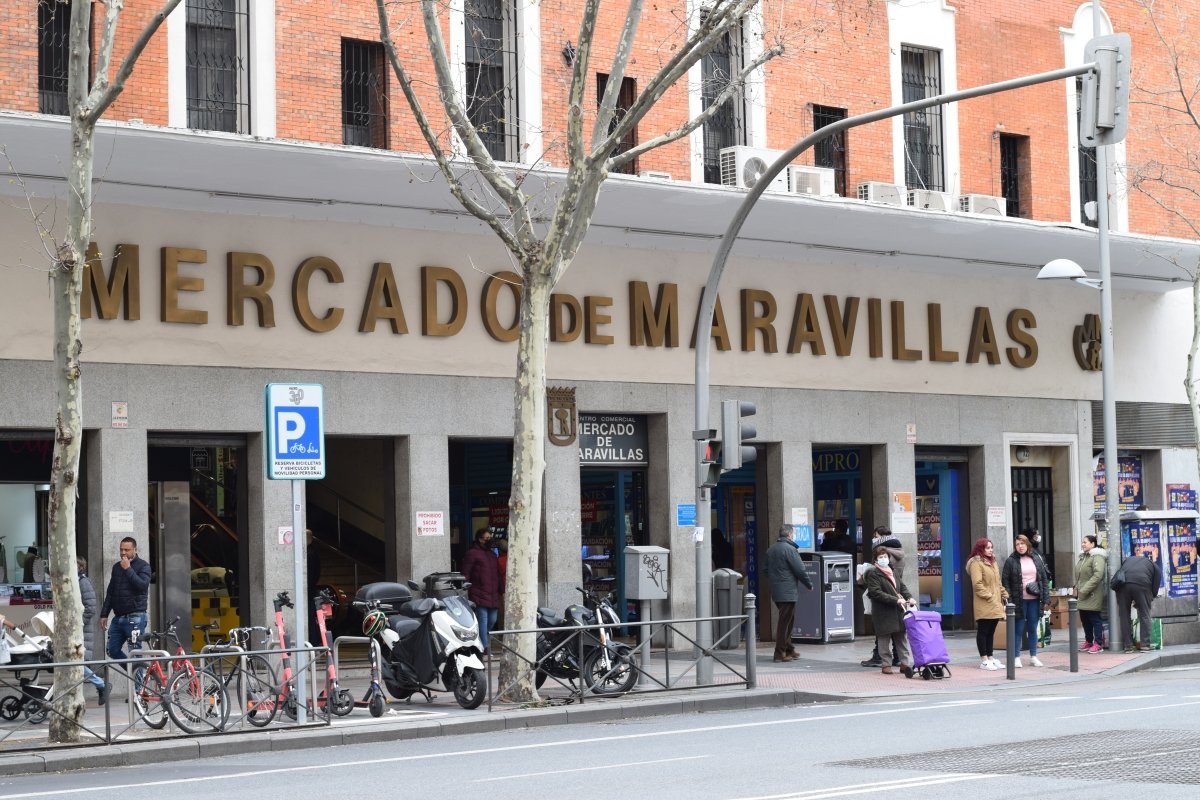 Fachada del Mercado de Maravillas en Madrid