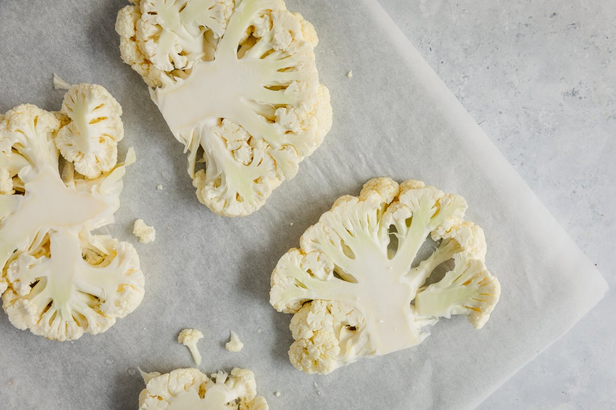 Filetes de coliflor cortados