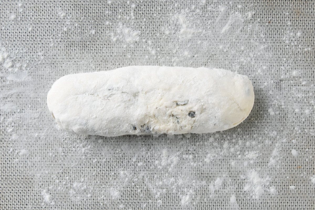 Formamos el pan de aceitunas