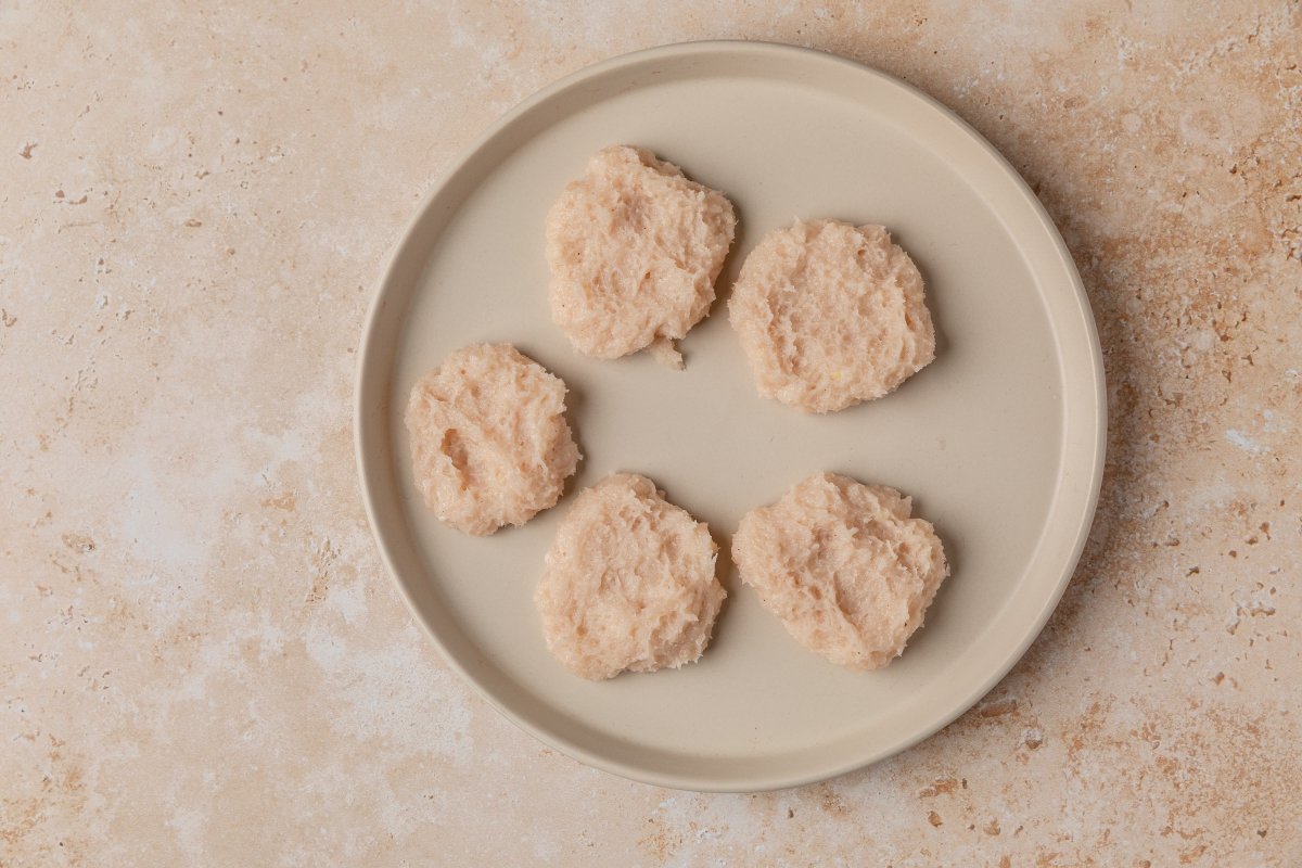 Formando los nuggets de pollo en Thermomix