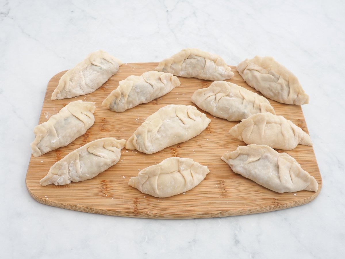 Formar las gyozas