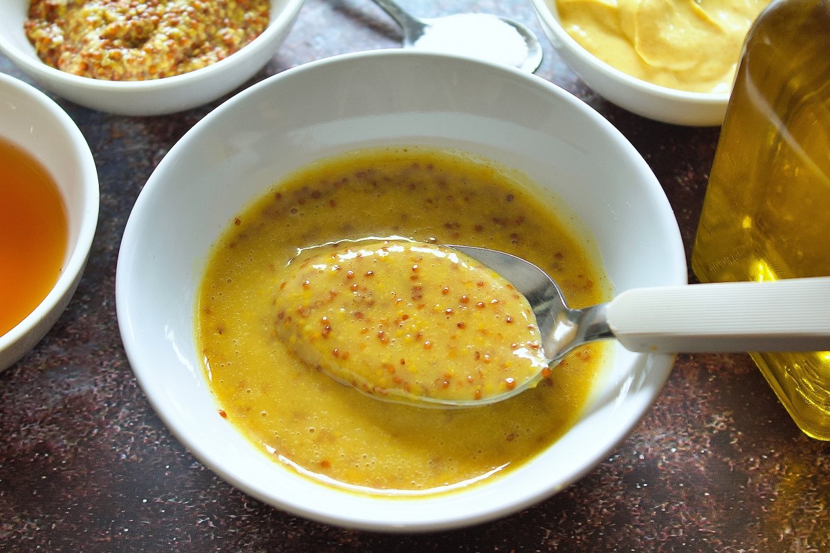 Foto portada de la salsa de mostaza y miel