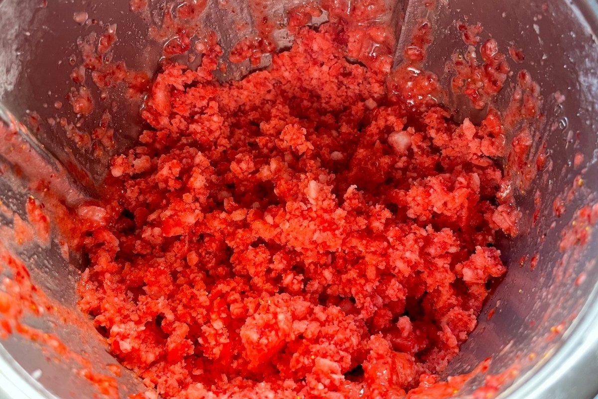 crushed strawberries with sugar