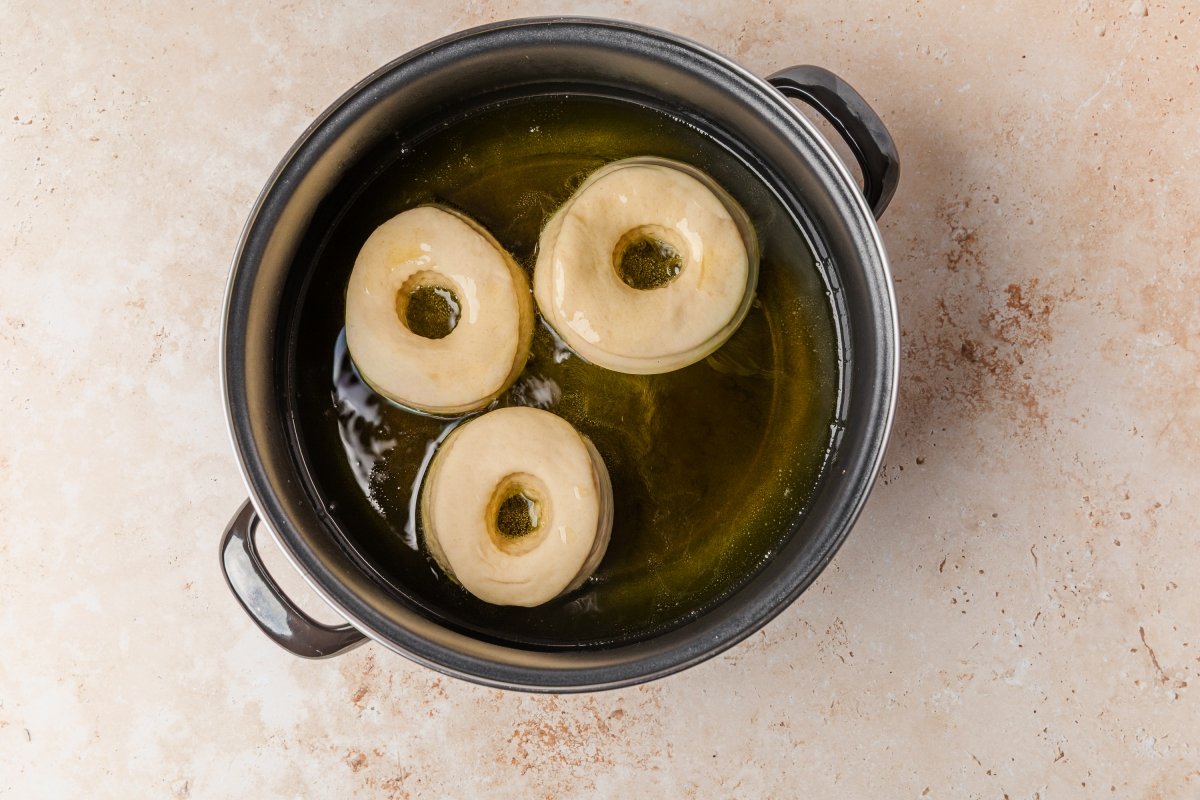 Friendo los donuts con Thermomix