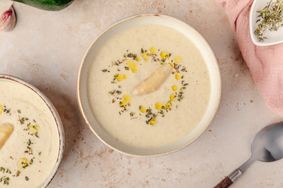 Gazpacho de espárragos preparado