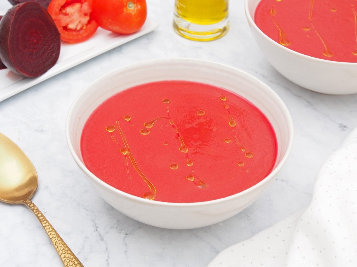 Gazpacho de remolacha con pepino