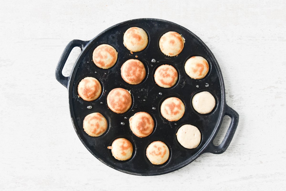 Giramos en cuanto salgan burbujitas en la masa