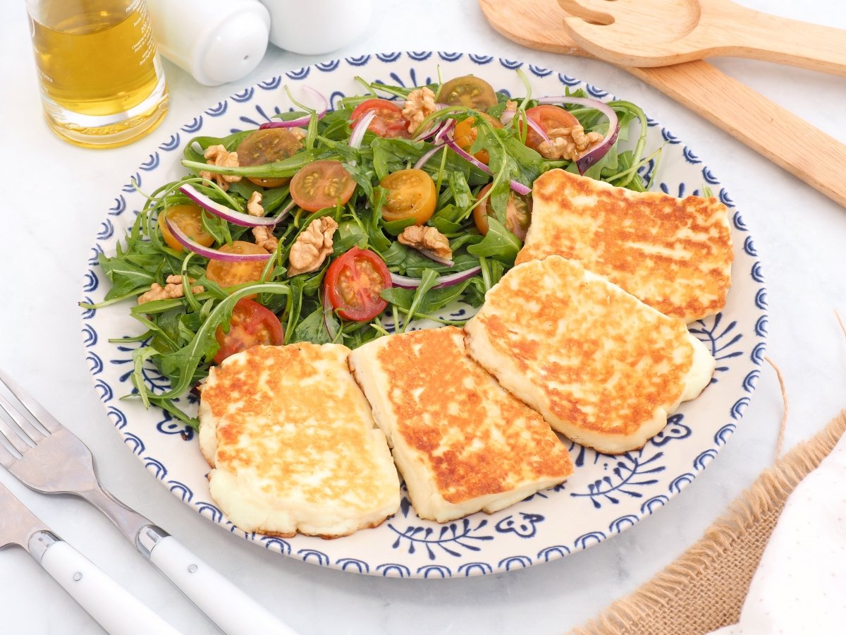 Halloumi a la plancha listo para servir