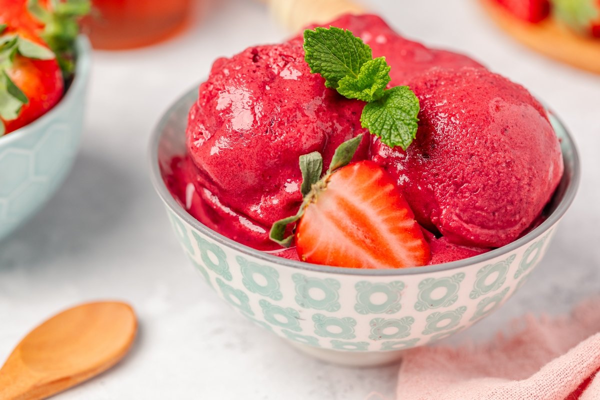 Helado de frutas congeladas en Thermomix servido