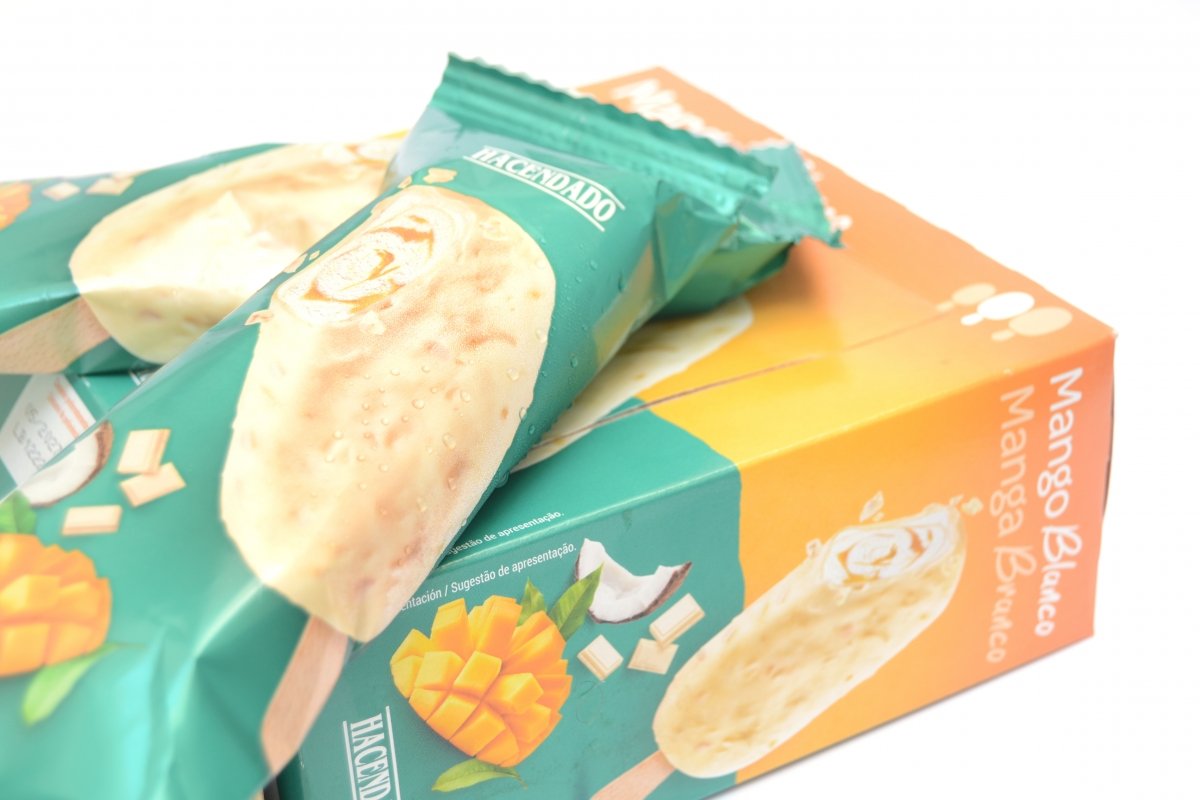Helado de mango Hacendado en su envase individual