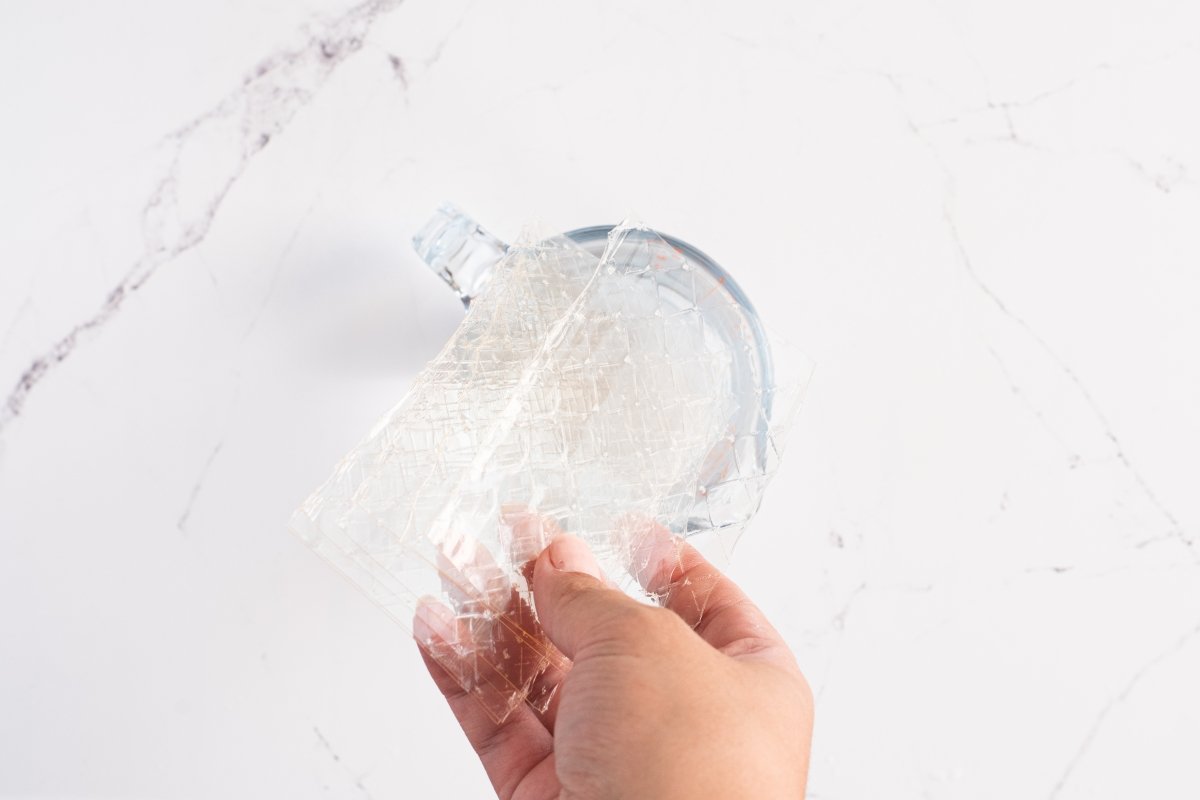 Hidratamos la gelatina de la tarta de horchata y fartons